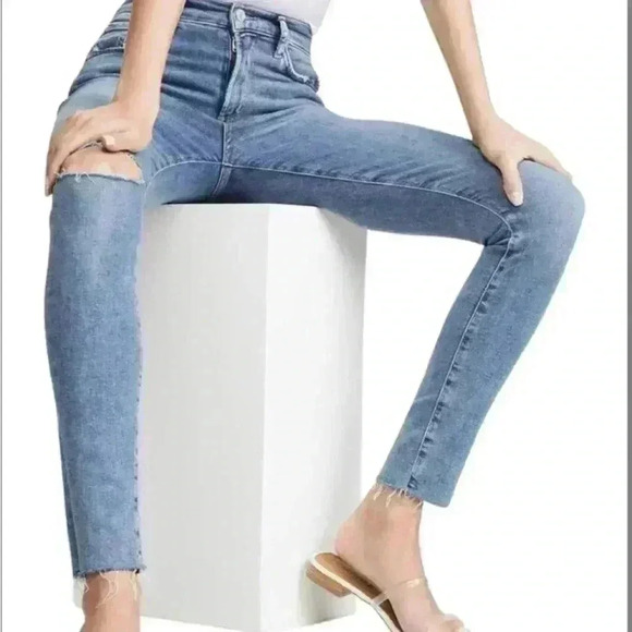 Agolde Sophie crop light wash Raw hem blue jeans size 31 - Picture 1 of 9